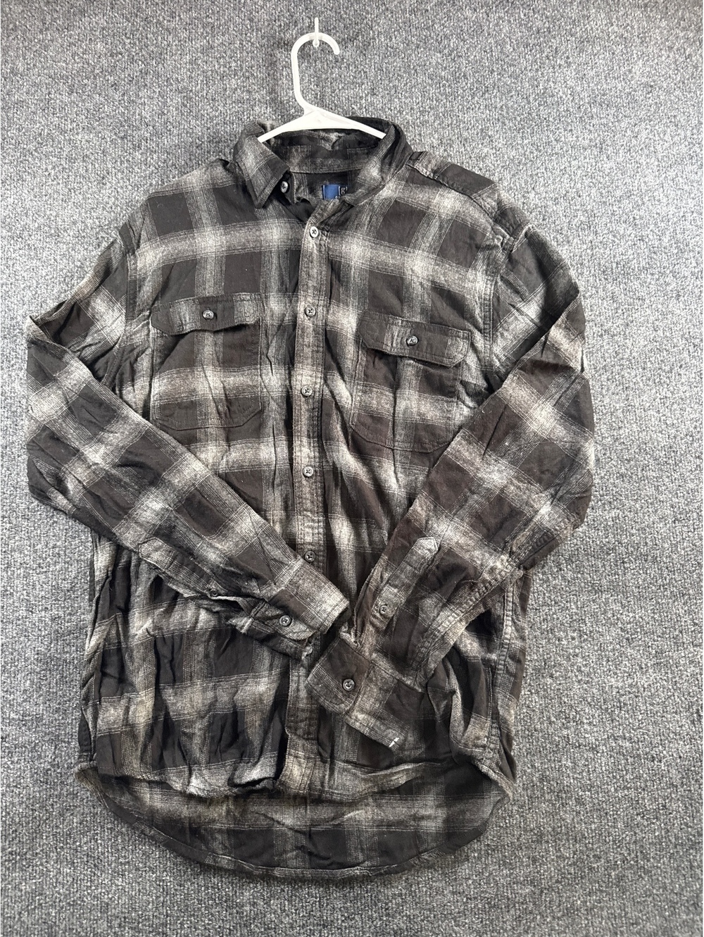 George Mens M 38-40 Black Gray Plaid Flannel Long Sleeve Button Down Shirt